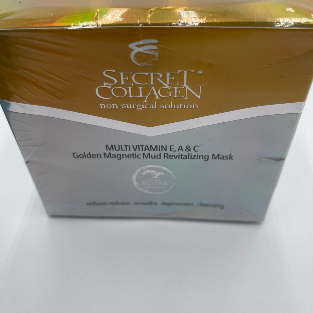 Golden Magnetic Mud Revitalizing Mask